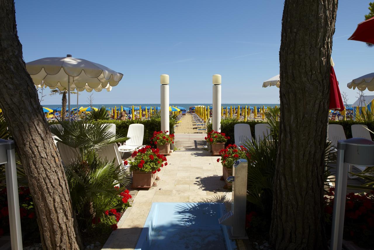 Termini Beach Hotel & Suites Lido di Jesolo Ngoại thất bức ảnh